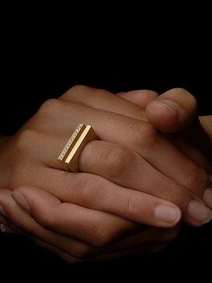 На каком пальце носят обручальное кольцо вдовы