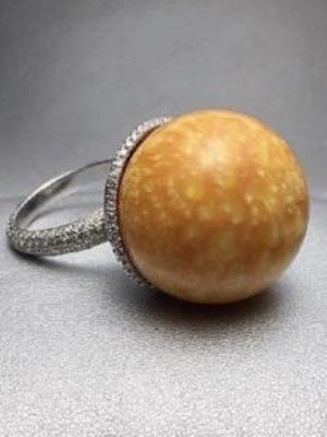 кольцо с круглым камнем