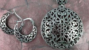 Оксидированное серебро: особенности технологии и правила ухода Оксидированное серебро: особенности технологии и правила ухода