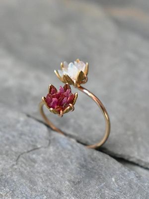 кольцо с цветами