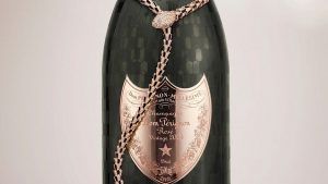 Bulgari сочетает шампанское Dom Pérignon с изысканными украшениями