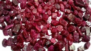 Как отличить рубин от подделки?