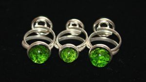 Буранит: свойства и применение в ювелирном деле