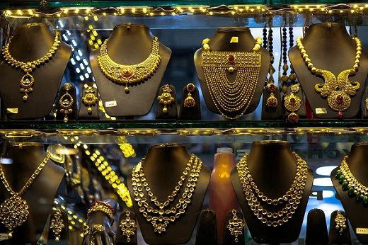 Индия снизила импортные пошлины на золото и серебро