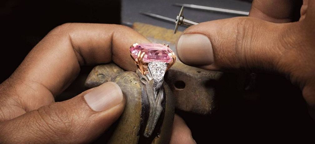 Harry Winston представляет кольцо с розовым бриллиантом весом 19 карат