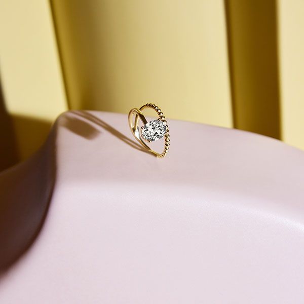 Обручальное кольцо Billie от Kimaï из вторичного желтого золота с овальным бриллиантом
