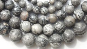 Популярные камни серого цвета: виды и особенности