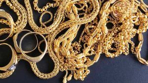 Как ухаживать за позолоченной бижутерий: полезные советы Как ухаживать за позолоченной бижутерий: полезные советы