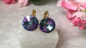 Бижутерия с кристаллами Сваровски: особенности украшений Бижутерия с кристаллами Сваровски: особенности украшений