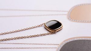 Черный нефрит: особенности и применение таинственного камня