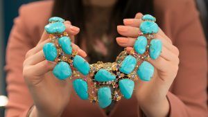 Как выбрать украшения с бирюзой и правильно их носить