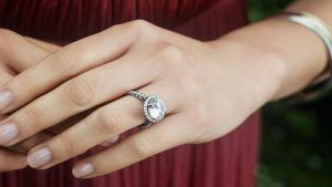 Кольца из платины: особенности, как выбрать и с чем носить Кольца из платины: особенности, как выбрать и с чем носить