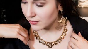 Золотое ожерелье: особенности украшения, как выбрать и с чем носить Золотое ожерелье: особенности украшения, как выбрать и с чем носить