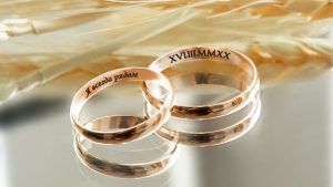 Обручальные кольца с гравировкой: особенности, полезные советы Обручальные кольца с гравировкой: особенности, полезные советы