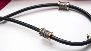 Каучуковые цепочки: особенности, с чем выбрать и носить Каучуковые цепочки: особенности, с чем выбрать и носить