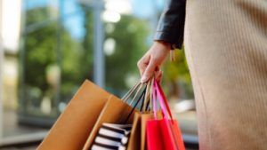 Розничные продажи в США снизились в мае