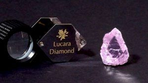 Компания Lucara Diamond нашла розовый алмаз весом 63 карата