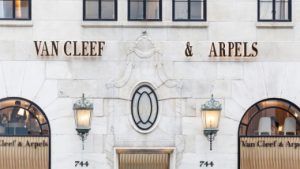 Richemont: «выдающийся» рост продаж ювелирных изделий