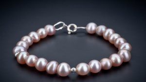 Браслет с культивированным жемчугом: особенности, как выбрать и носить