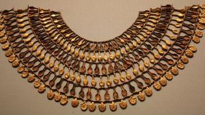 Из истории украшений: колье Из истории украшений: колье