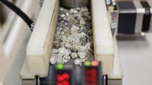 Прозрачность цепочки поставок положительно влияет на восприятие бриллиантов