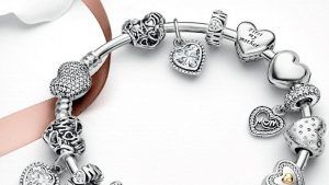 Шармы с бриллиантами: особенности и как выбрать