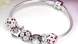 Шармы с эмалью: особенности и как выбрать Шармы с эмалью: особенности и как выбрать