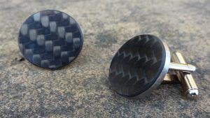 Запонки с карбоном: как выбрать и носить