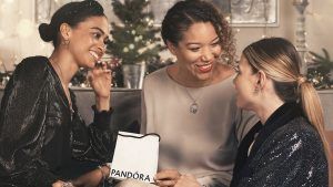 Слабый рост продаж в магазинах Pandora в третьем квартале