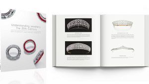 Новое издание книги Understanding Jewellery