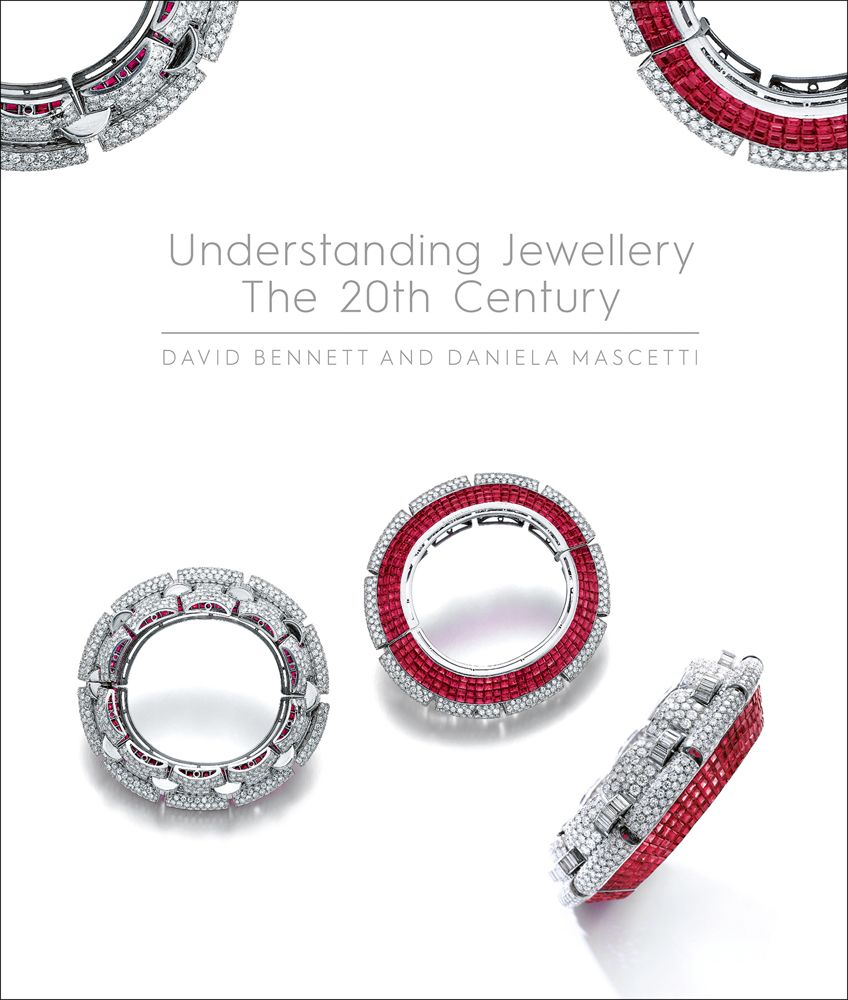 Обложка книги Understanding Jewellery: The 20th Century. Фото: ACC Art Books