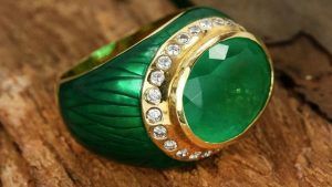 С какими камнями идеально сочетается изумруд