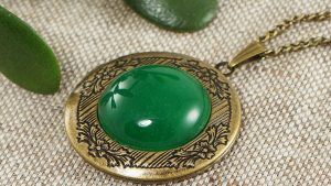 Подвески с жадеитом: как выбрать и носить Подвески с жадеитом: как выбрать и носить