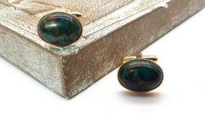 Запонки с яшмой: особенности, как выбрать и носить