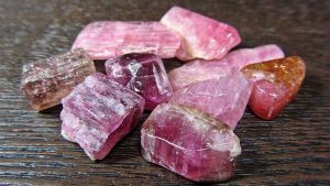 ТОП-7 стран по добыче турмалинов