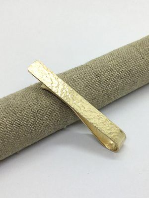 Золотой зажим для галстука: как выбрать и носить