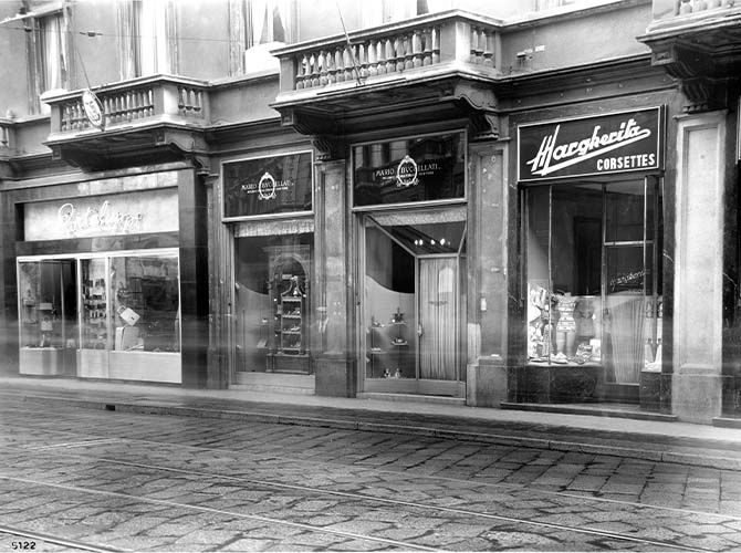 Первый бутик Марио Буччеллати в Милане на улице Санта-Маргерита. Фото из архива Buccellati
