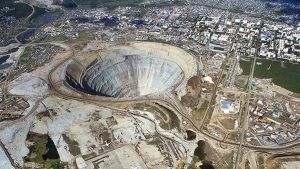 АЛРОСА с оптимизмом смотрит на восстановление алмазного рудника «Мир»