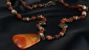 Агат для Стрельца: подходит или нет? Как Стрельцам носить агат