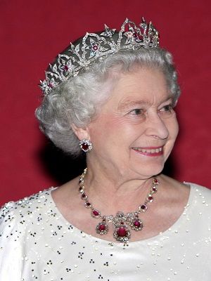Самые дорогие украшения британской королевской семьи
