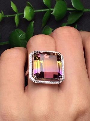 Аметрин для Тельца: подходит ли, как Тельцам носить аметрин