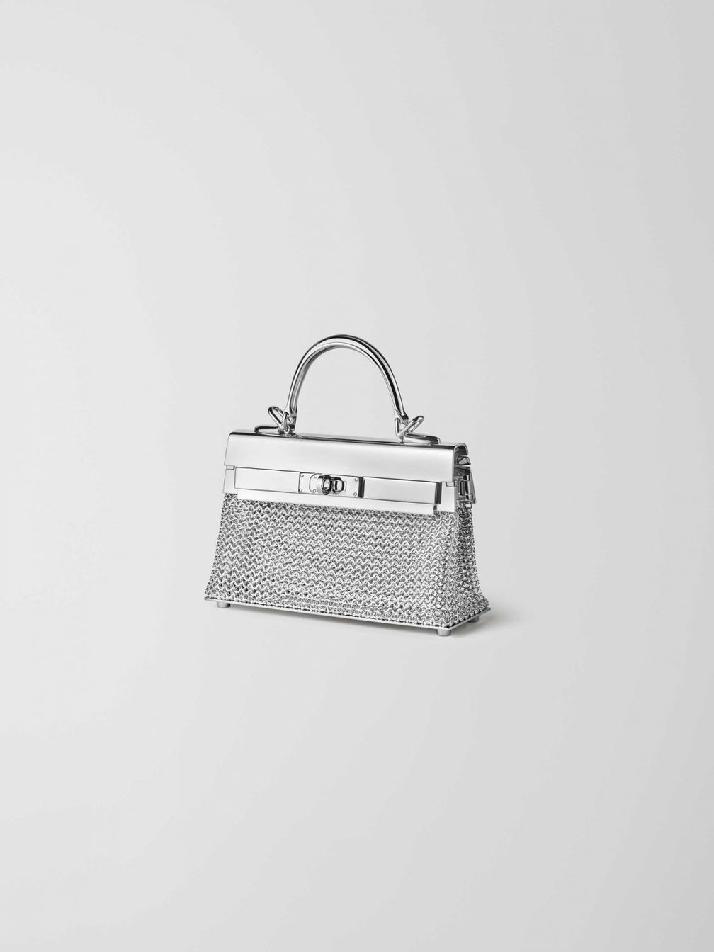Hermès представляет коллекцию, вдохновленную моделью сумки Kelly