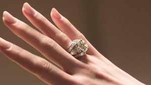 Чем отличается перстень от печатки?