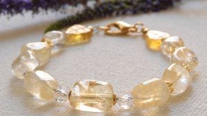 Украшения с цитрином: особенности, как выбрать и носить Украшения с цитрином: особенности, как выбрать и носить