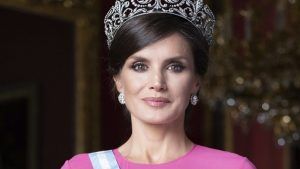 Какие украшения предпочитает испанская королева Летиция