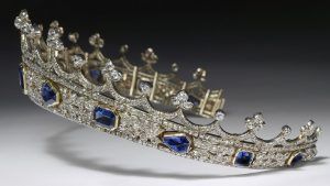 Как королевские особы носят сапфиры Как королевские особы носят сапфиры