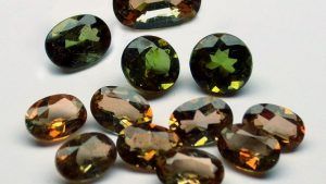 Андалузит для Скорпиона: совместимость, подходит или нет