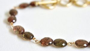 Андалузит для Льва: совместимость, подходит или нет