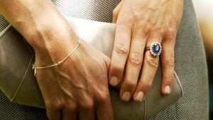 От Виктории до Меган Маркл: помолвочные кольца Виндзоров