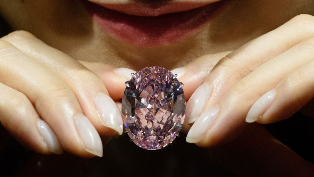 11 самых дорогих бриллиантов в мире